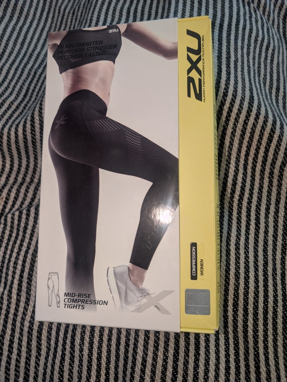 2XU Mid-Rise Compression Tights S Yoga Pants NIB Small Black PWX Fabric New